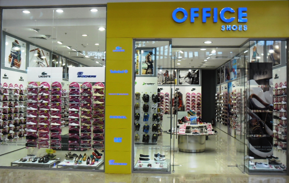 Palas Mall Shops Office Shoes