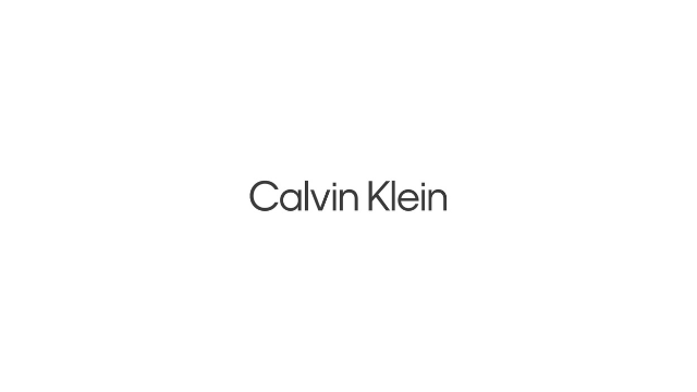 Calvin Klein s-a deschis